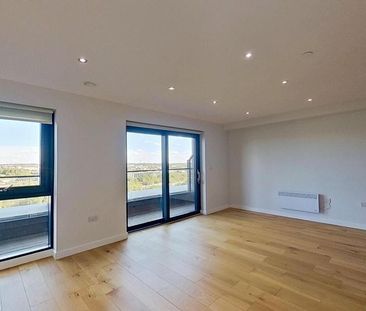 3 bedroom flat to rent - Photo 1