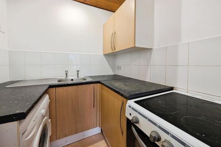 1 bedroom flat to rent - Photo 4