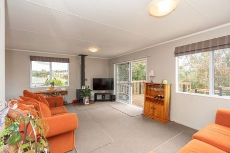 Start your Story on Storey ave - Photo 2