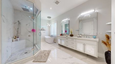 For Lease - 49 Harding Boulevard, Richmond Hill, Ontario - Photo 3