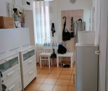 Pronájem bytu 1+1 52 m² - Fotografie 4