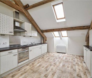 2 bedroom penthouse to rent - Photo 3