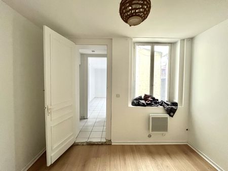 Location Appartement 2 pièces 45m² ROUBAIX 59100 - Photo 3
