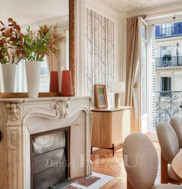 Appartement • Mairie - Photo 1