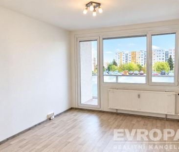 Pronájem bytu 3+1 76 m2 - Fotografie 3