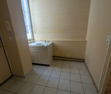 Location Appartement 1 pièce 24m² - Photo 5