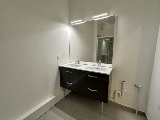 Location Appartement 3 pièces 66m² BORDEAUX 33800 - Photo 1