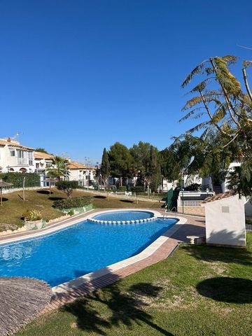 Alquiler de piso en Avenida Laguna Azul - Photo 4