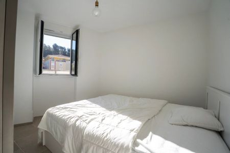 Location Appartement 3 pièces 46m² ST ANDRE DE LA ROCHE 06730 - Photo 3