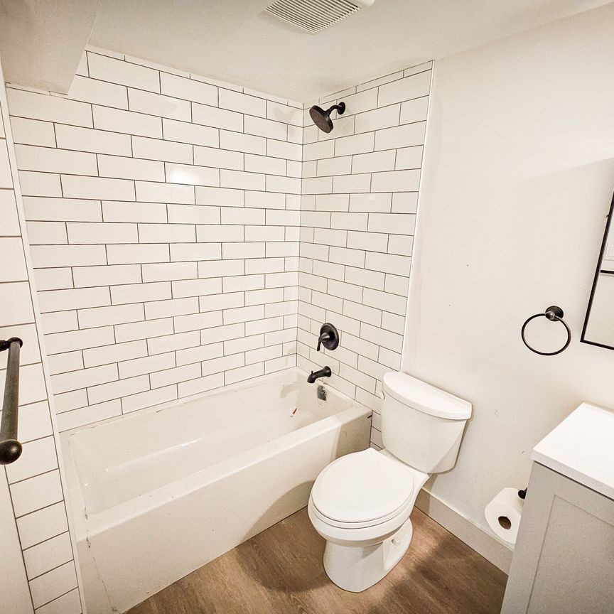 For Lease - 29 Ford Crescent Unit# LOWER, London North, Ontario - Photo 1