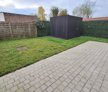 Recente woning met 3 slaapkamers Carport en Tuin te huur in Jabbeke - Photo 2