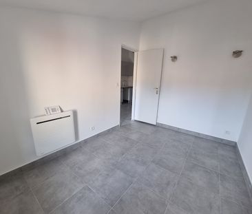 Location Appartement 2 pièces 26m² - Photo 2