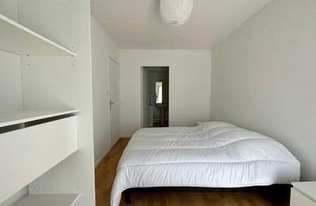 Schuman, deux pièces avec terrasse et parking - Photo 3