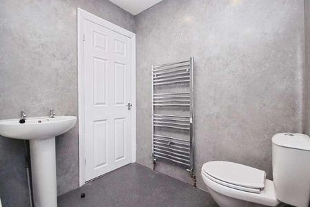 Liverpool Road, Widnes, WA8 - Photo 4