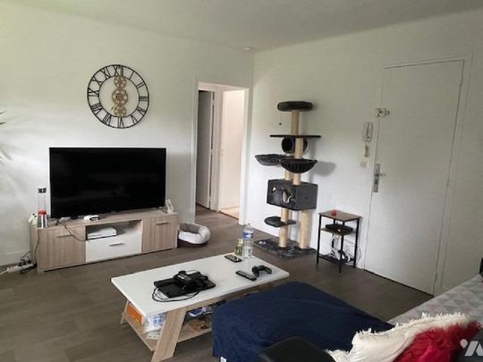 A louer Condé-en-Normandie dans le Calvados (14), appartement T3 de 51,70m² situé au 3ème étage... - Photo 1