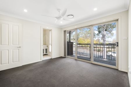 FAMILY HOME IN PRIME LOCATION!!! - Photo 4