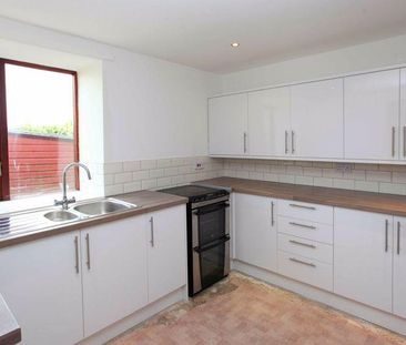 3 bedroom barn conversion to rent - Photo 2