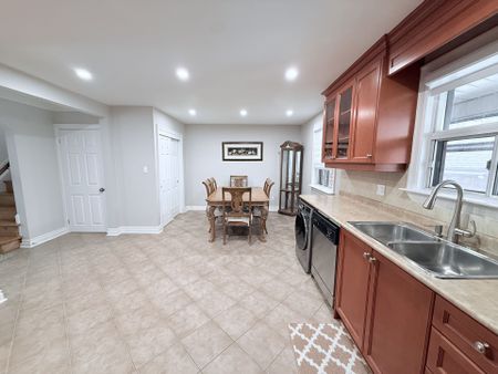 For Lease - 65 Beckett Avenue, Toronto, Ontario - Photo 2