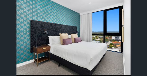 Unfurnished 1 Bedroom Unit with Panoramic Views - Photo 1