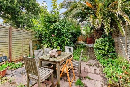 Tanners Hill, London, SE8 - Photo 5