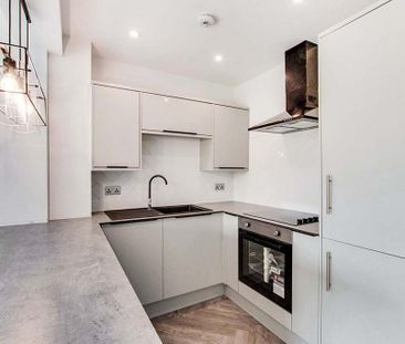 3 bedroom detached house to rent - Photo 5