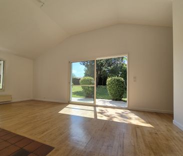Location Maison 6 pièces 136m² BASSE GOULAINE 44115 - Photo 1