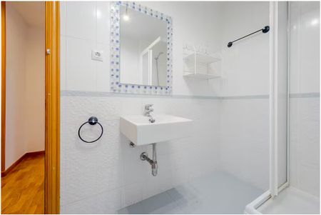 Calle de Amorós, Madrid, Community of Madrid 28028 - Photo 3