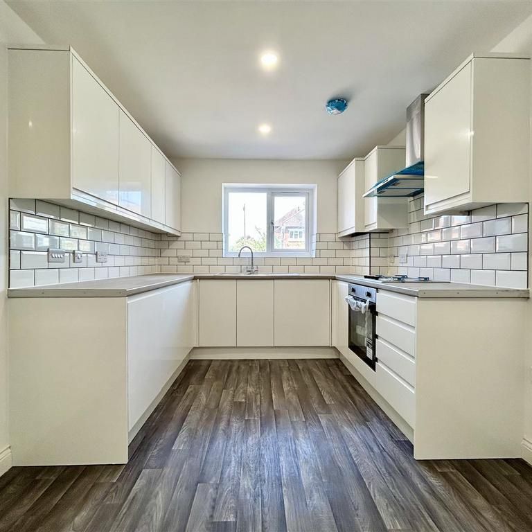 3 bedroom house to rent - Photo 1