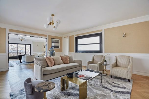 Tout savoir sur cet appartement dans le quartier Gros Caillou, à Paris 7ème - Photo 1