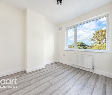 3 bedroom semi-detached house to rent - Photo 6