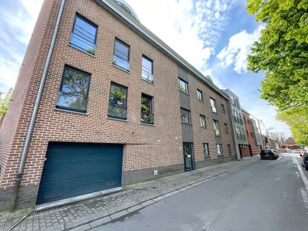 Gelijkvloerse verdieping met één slaapkamer in Péruwelz - Photo 3