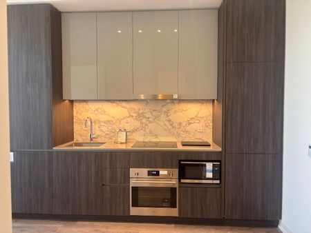 For Lease - 8 Interchange Way Street Unit# 2703, Vaughan, Ontario - Photo 2