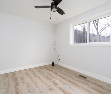 For Lease - 20 Ottaway Avenue Unit# Lower, Barrie, Ontario - Photo 2