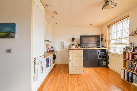 Bow Road, Bow, E3 - Photo 2