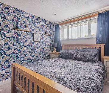 Richens Drive, Carterton, OX18 - Photo 1