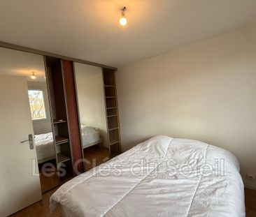 Location Appartement 3 pièces 58m² TOULON 83100 - Photo 2