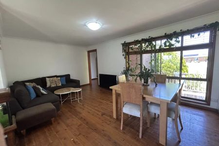 Plenty of Space - Photo 2