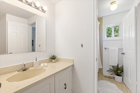 For Lease - 70 Braeburn Drive, Markham, Ontario - Photo 4