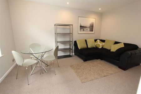 Chippindale House, Leeds City Centre, LS10 1JH - Photo 2