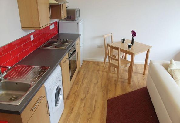 Studio to rent - Photo 1