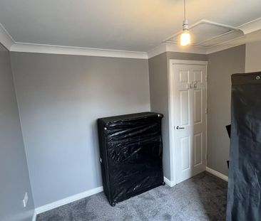 4 bedroom townhouse to rent - Photo 6