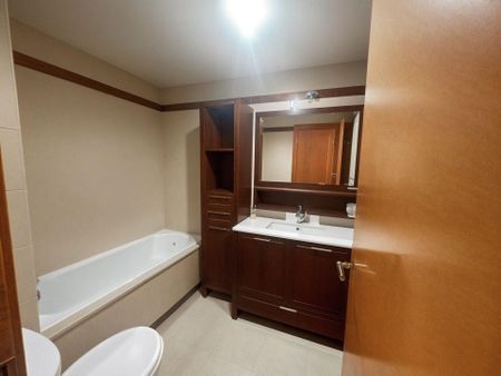 Long-Term Rental Flat with Garage, Storage Room and Swimming Pool in Valterna (Paterna) - Photo 4