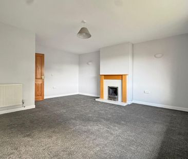 2 bedroom semi-detached bungalow to rent - Photo 2