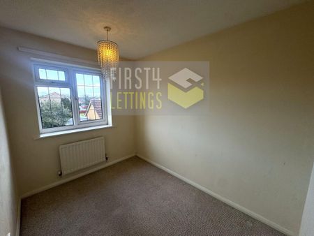 4 bedroom detached house to rent - Photo 3