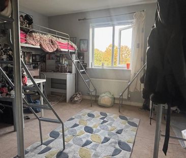4 bedroom terraced house to rent - Photo 5