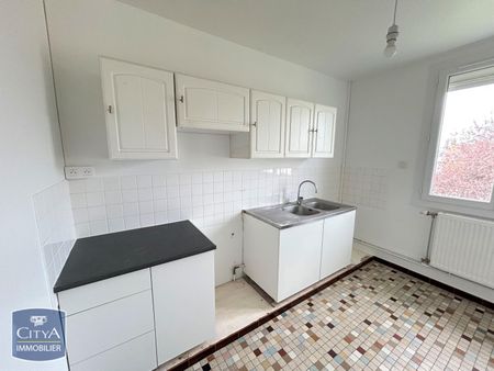 Location Maison 5 pièces 97m² LE MANS 72000 - Photo 3
