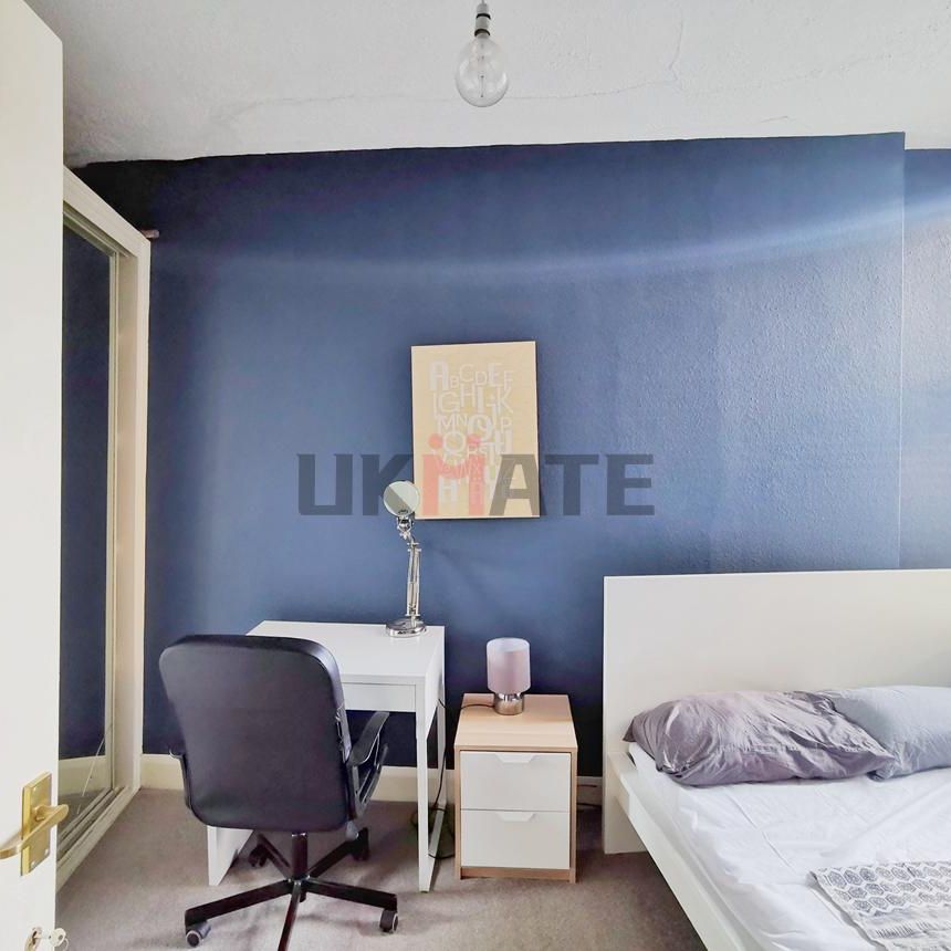Kenway Road B Room A - Photo 1