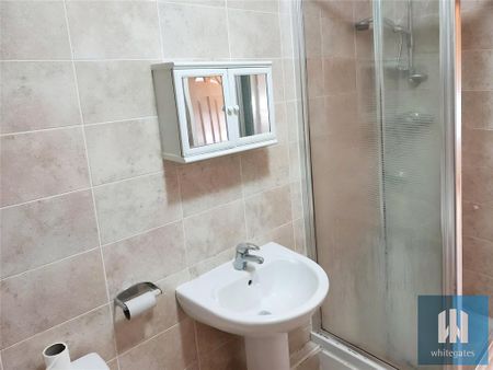 2 bedroom apartment to rent - Photo 3