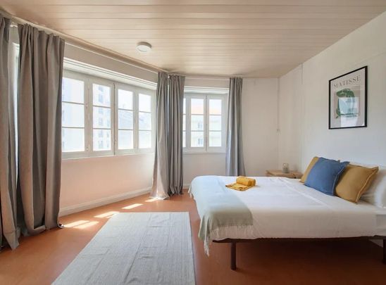 Rua Alexandre Herculano, Lisbon, Lisbon 1150-005 - Photo 1