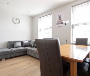 3 Bed Maisonette, Castlehaven Road, NW1 - Photo 2